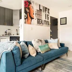 Wonderful Getaway In Bedford-stuyvesant Apartment